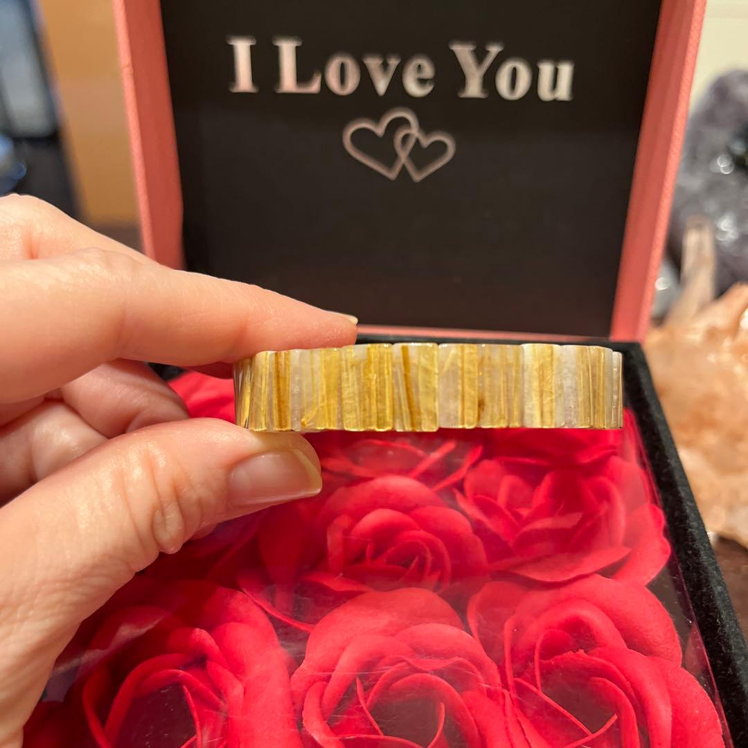 お値下げ！天然石ブレスレット　タイチンルチルクォーツ　バングル