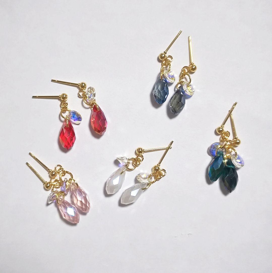 【1170】雫形ガラスビーズのピアス／イヤリング