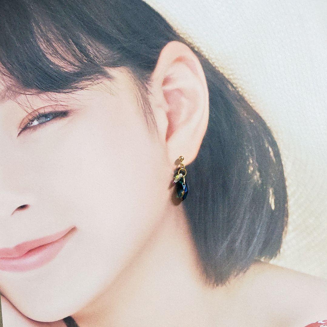 【1170】雫形ガラスビーズのピアス／イヤリング