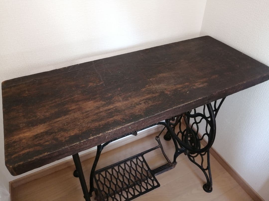 ⭐️引き取り限定⭐️または、たのメル便　 　SINGER テーブル 木製・鉄製