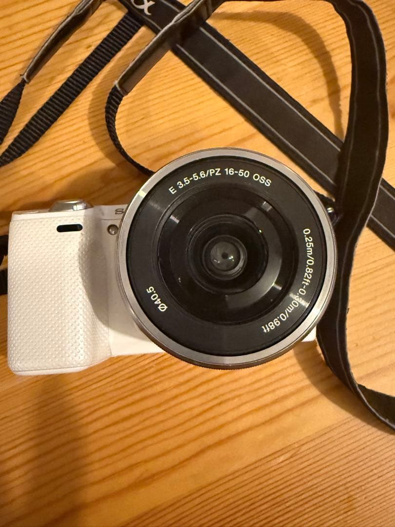 【使用頻度少なめ】SONY ミラーレス一眼 NEX-5R