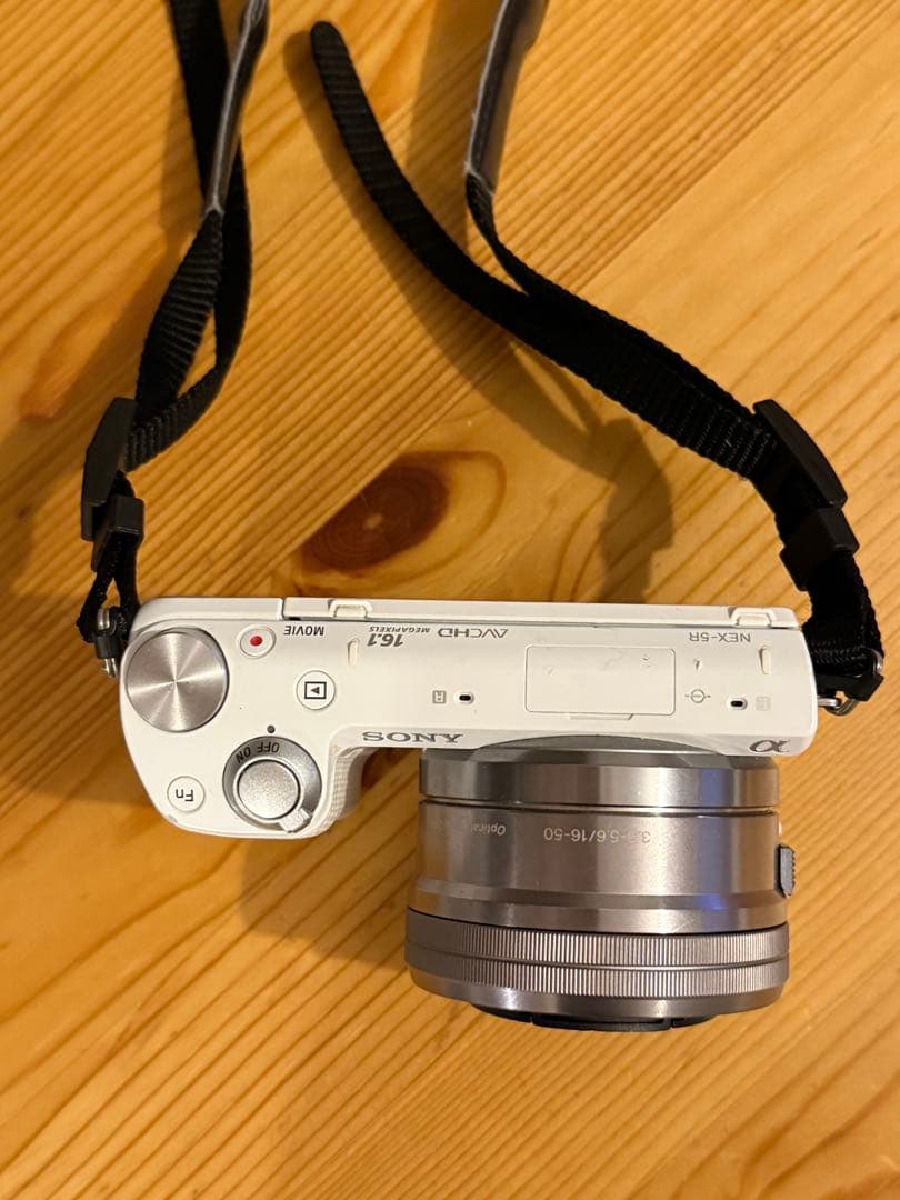 【使用頻度少なめ】SONY ミラーレス一眼 NEX-5R