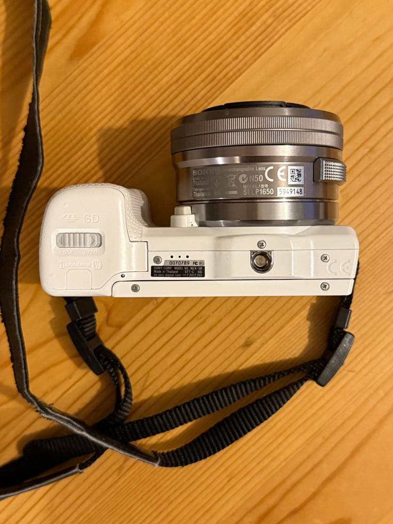 【使用頻度少なめ】SONY ミラーレス一眼 NEX-5R