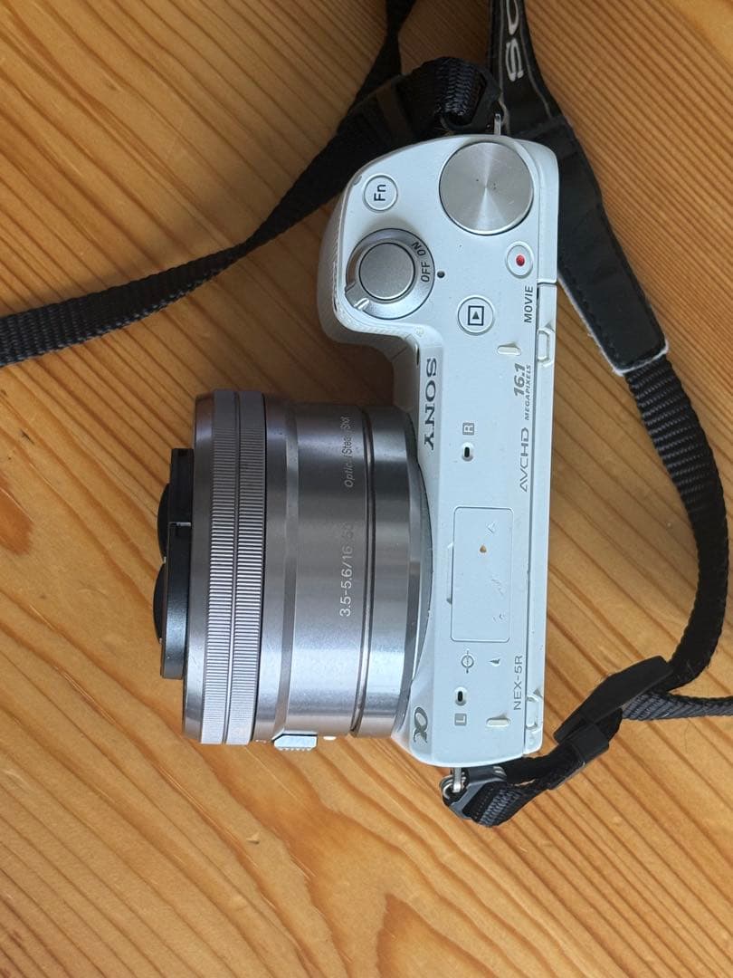 【使用頻度少なめ】SONY ミラーレス一眼 NEX-5R