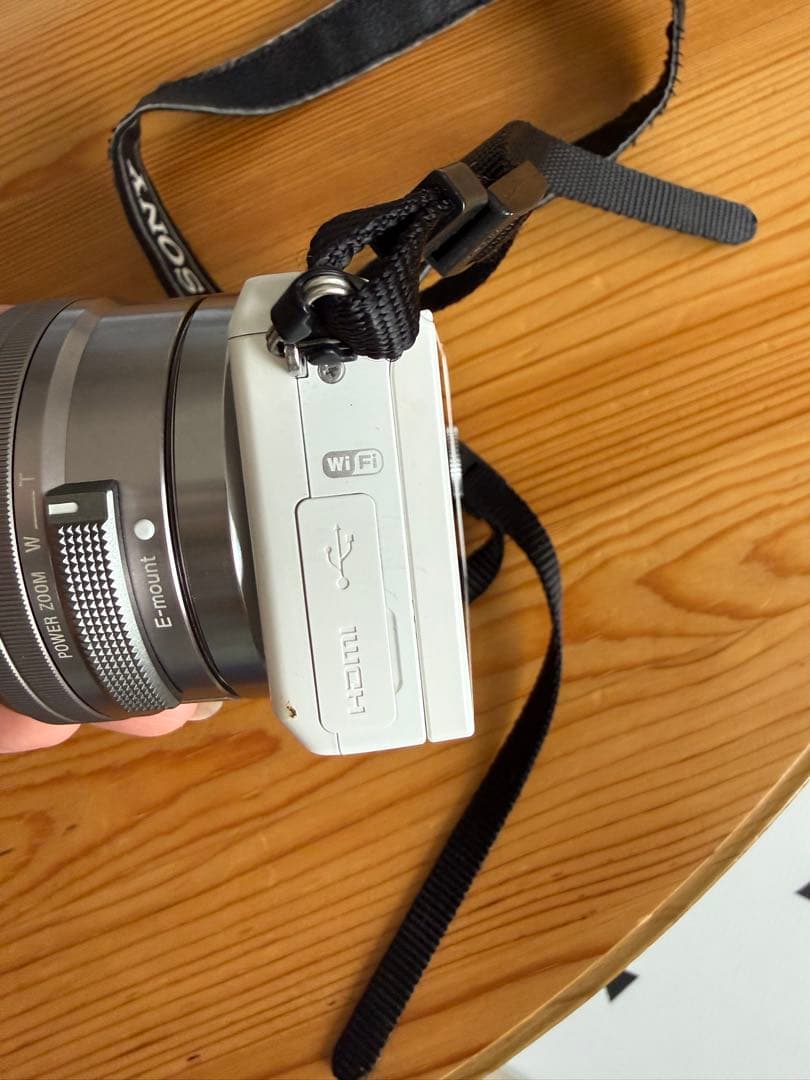 【使用頻度少なめ】SONY ミラーレス一眼 NEX-5R