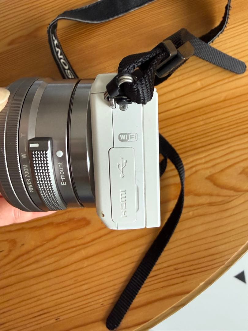 【使用頻度少なめ】SONY ミラーレス一眼 NEX-5R