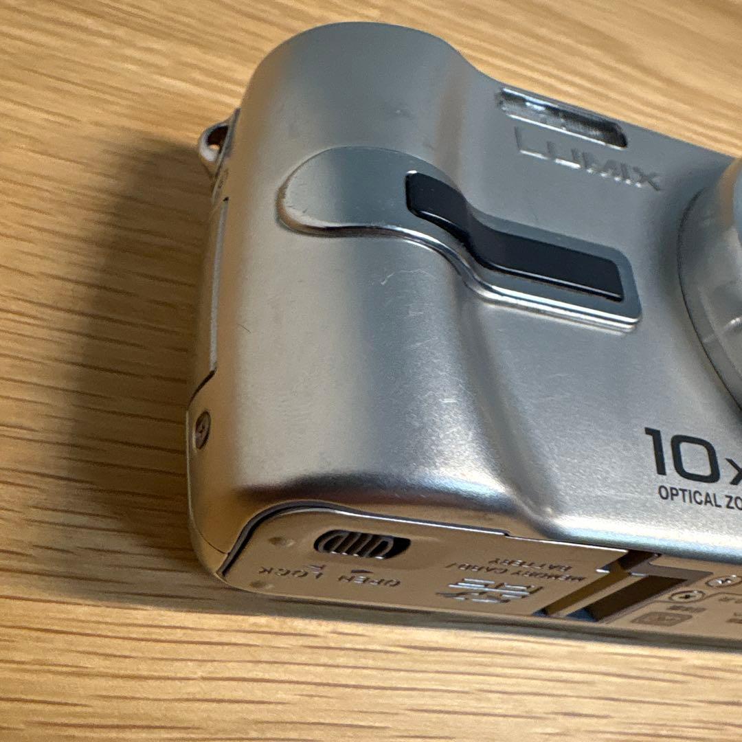 ☆デジカメ☆CASIO LUMIX　DMC-TZ3 #0331