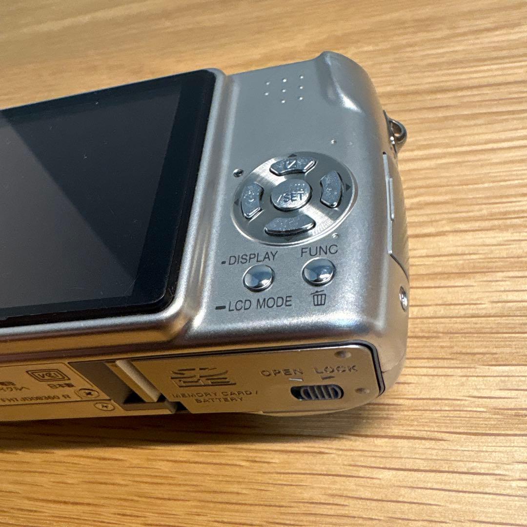 ☆デジカメ☆CASIO LUMIX　DMC-TZ3 #0331