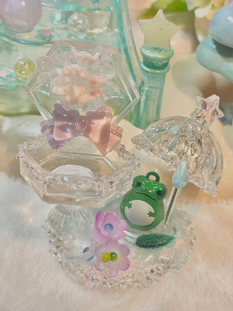 カエルちゃんの雨宿り琥珀デザート