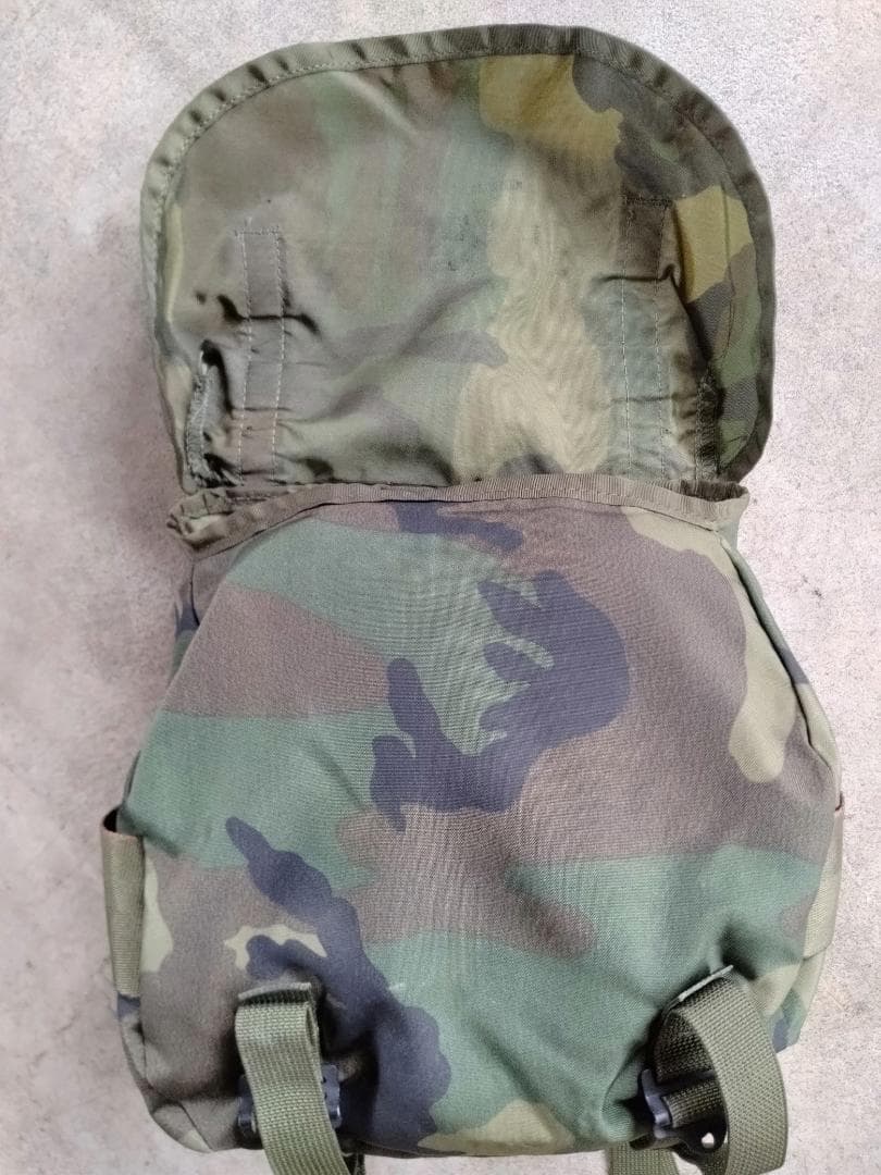 BUTT PACK フィールドバッグ