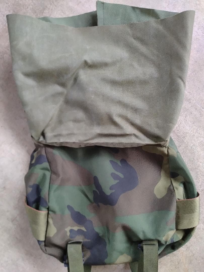 BUTT PACK フィールドバッグ