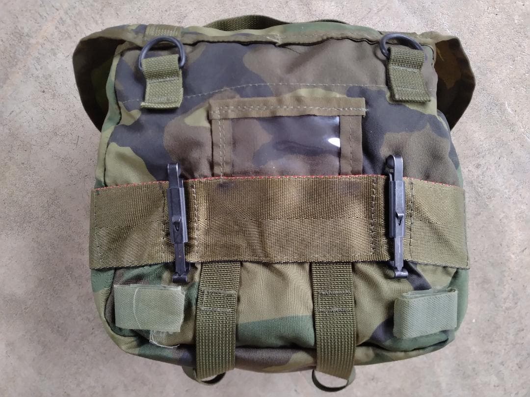 BUTT PACK フィールドバッグ