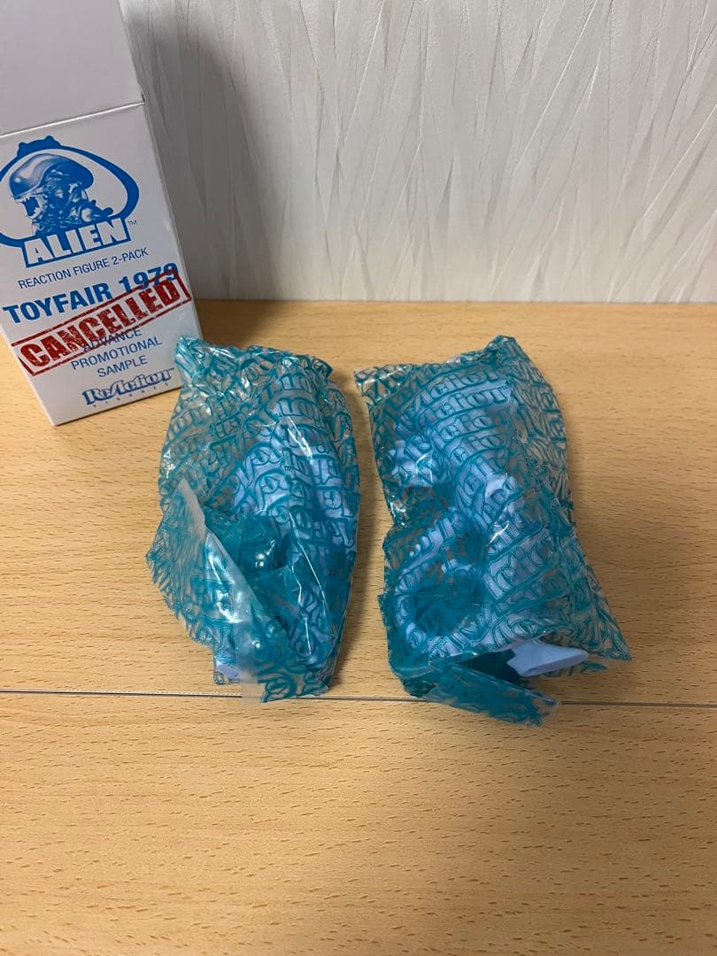 コミコン限定　SUPER7 エイリアンフィギュア　2体セット