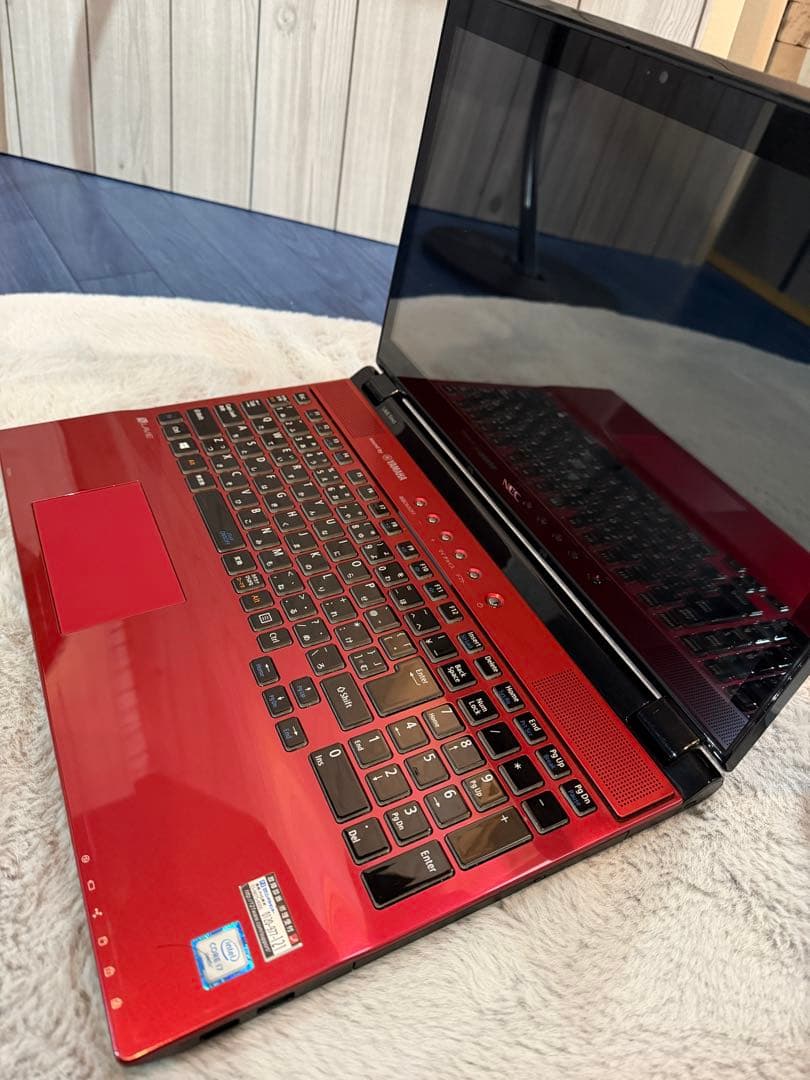 NEC LaVie レッドノートPC 15.6インチ intel i7