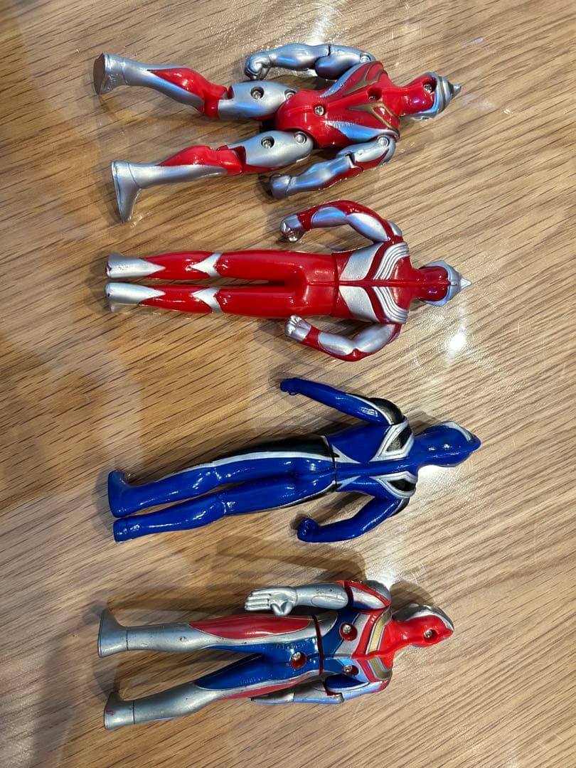 ウルトラマン フィギュア 4体セット