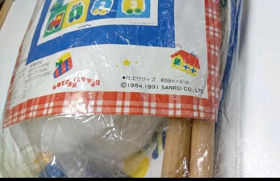 【レア】サンリオ　ザラナウバウツ　クリスマスキット