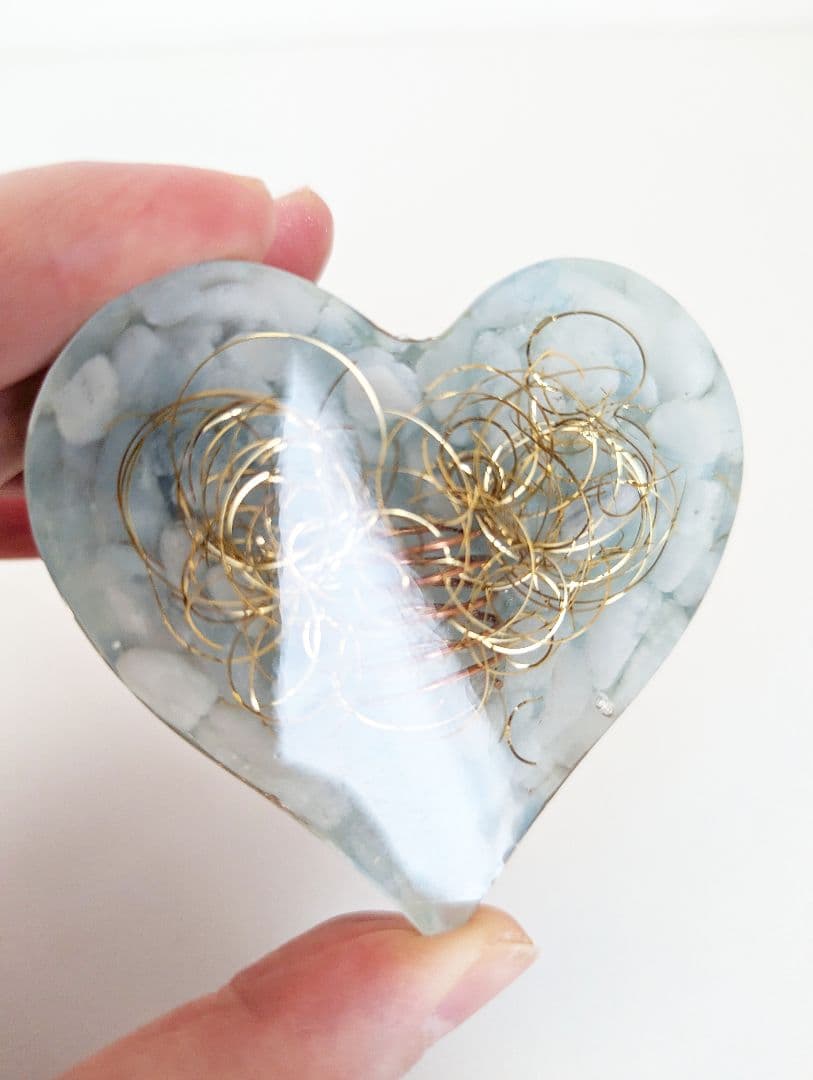 【アクアマリン入り】ハート型オルゴナイト