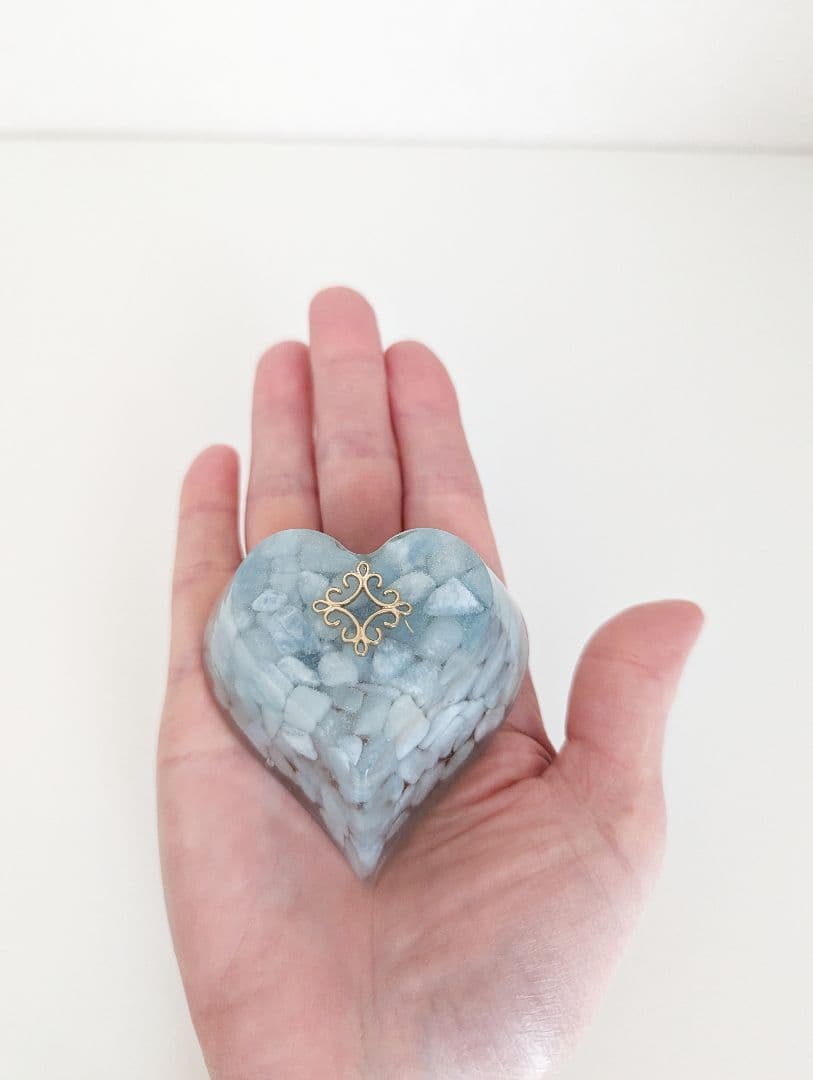 【アクアマリン入り】ハート型オルゴナイト