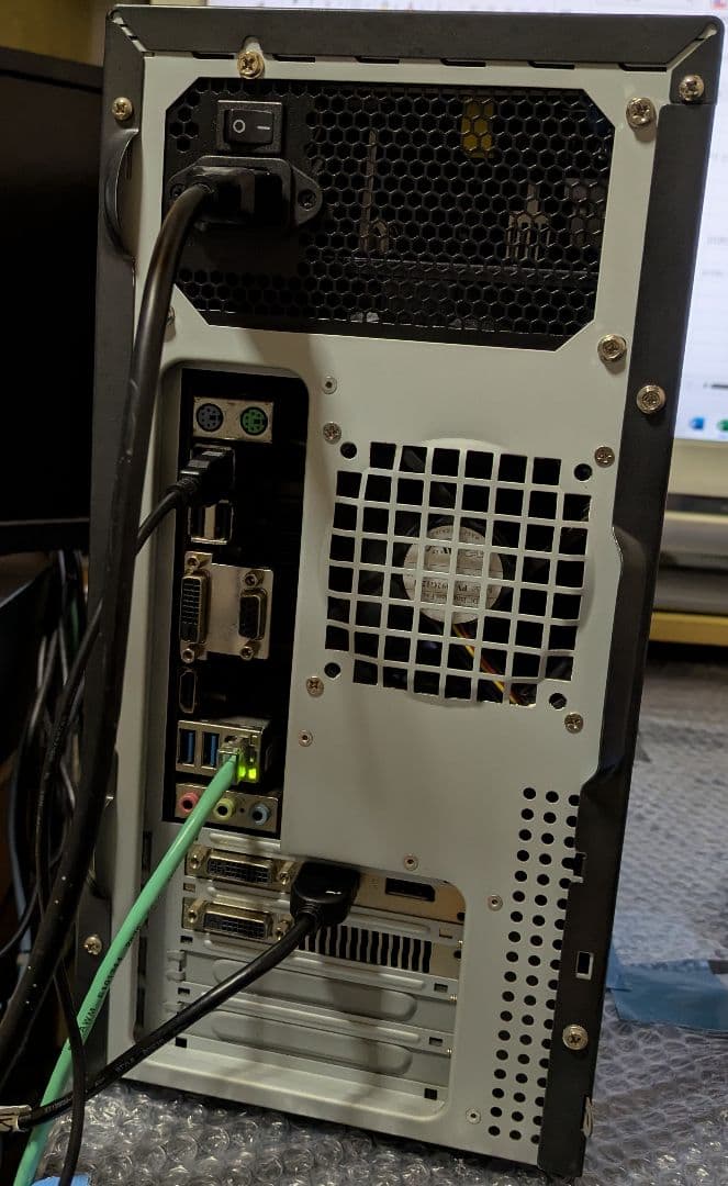 №83、Win11-24H2、AMD、SSD-512G、M8G、RadeonR9