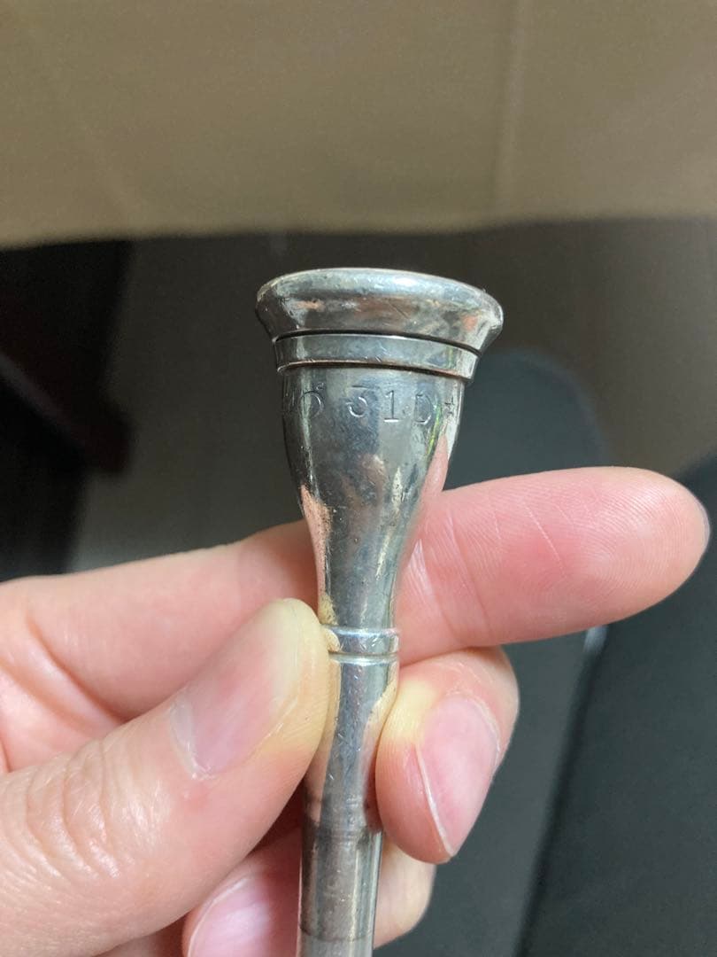 ホルン　マウスピース 2個セット ポーチ付き　吹奏楽