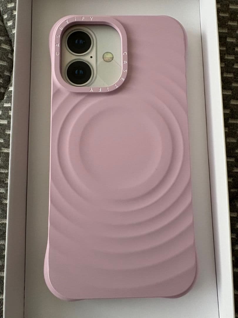 CASETiFY ウェーブシリコンケース　iPhone16ピンク