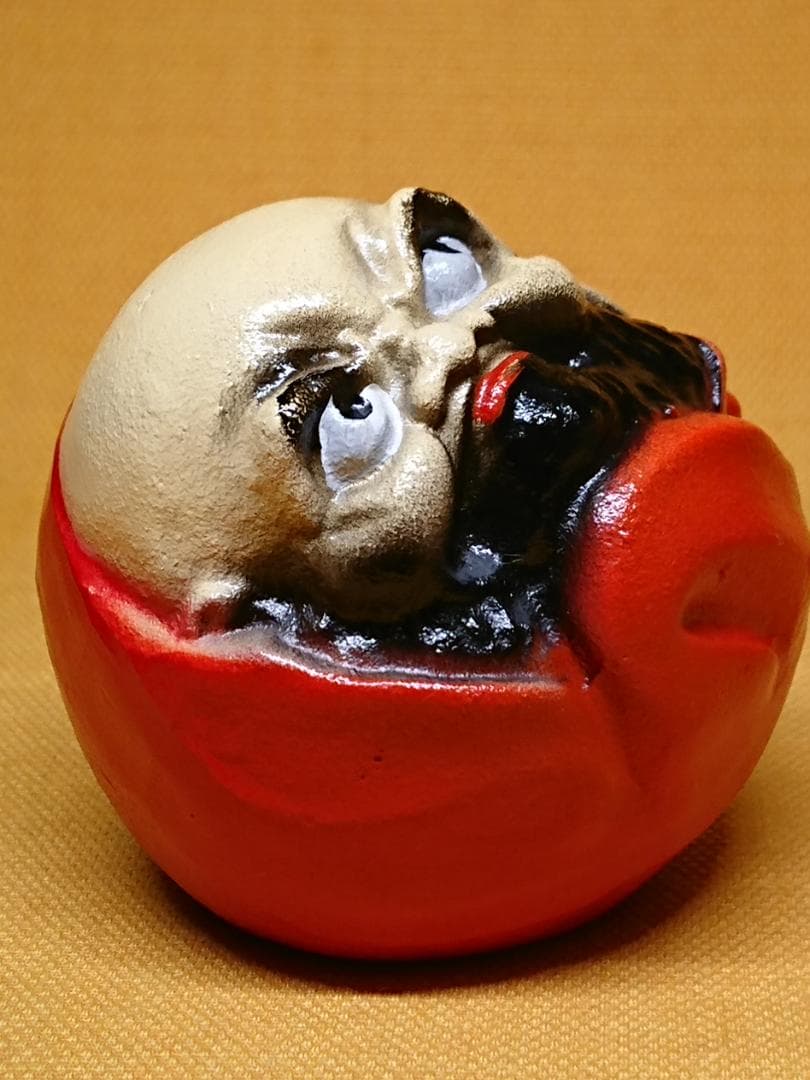 ダルマ　達磨　人形　金属　オブジェ　置物　インテリア　工芸品　美術品　A1368