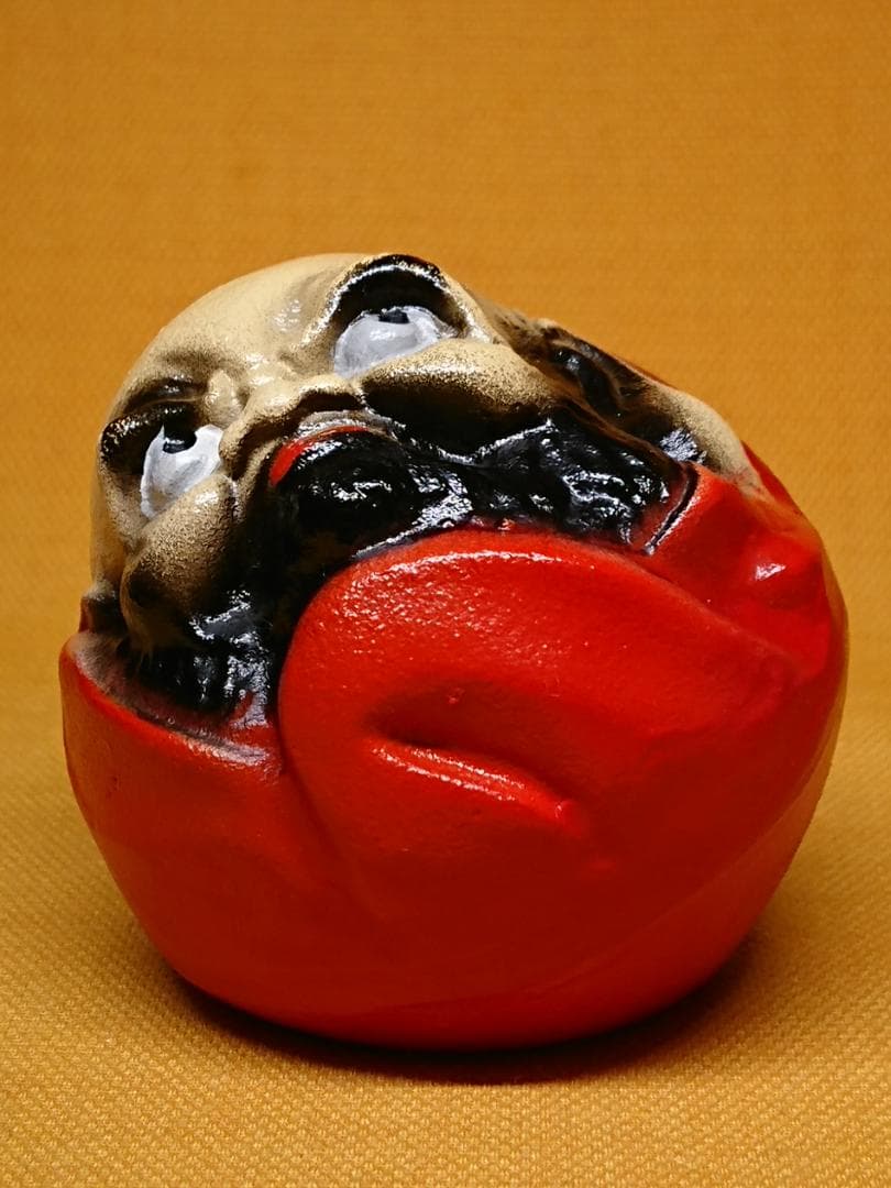 ダルマ　達磨　人形　金属　オブジェ　置物　インテリア　工芸品　美術品　A1368