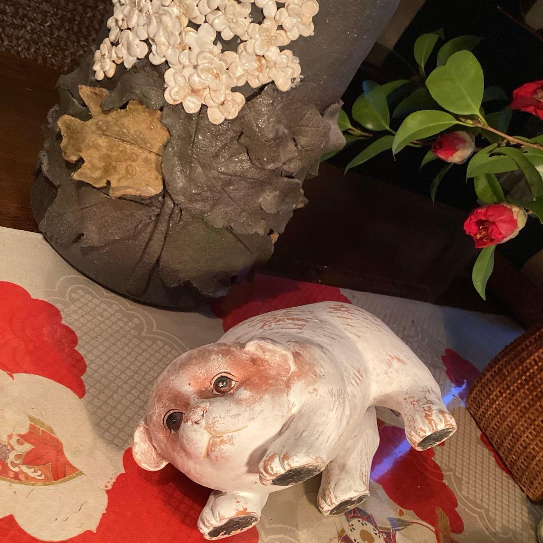 A905 時代物　　置物　￼オブジェ　土人形　白犬　子犬