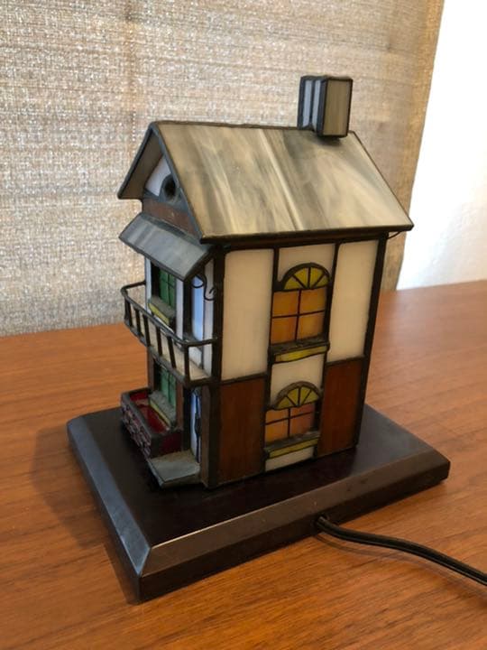 ステンドグラス　インテリアランプ