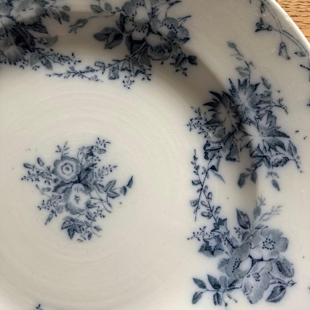 フランスアンティーク　サルグミンヌ窯　BEATHA 花柄　プレート