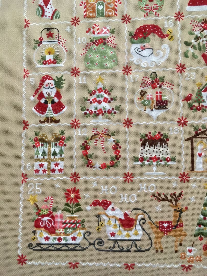 クロスステッチ刺繍(クリスマスカレンダー)完成品
