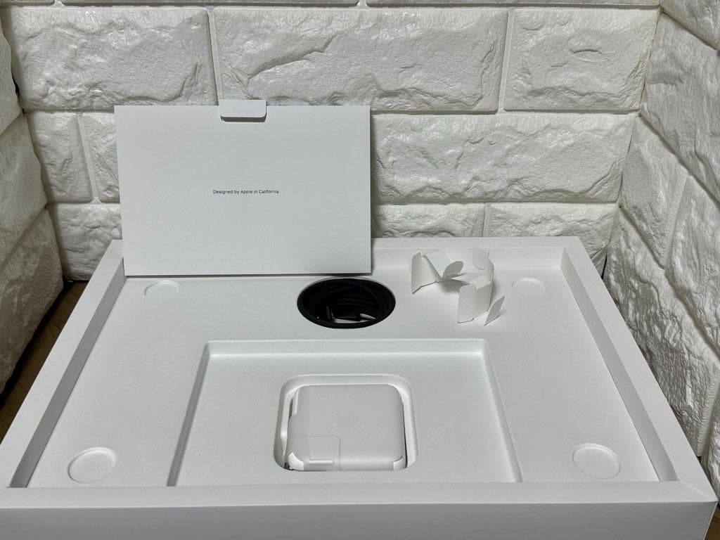 MacBook Pro M4 24GB 512MB スペースブラック