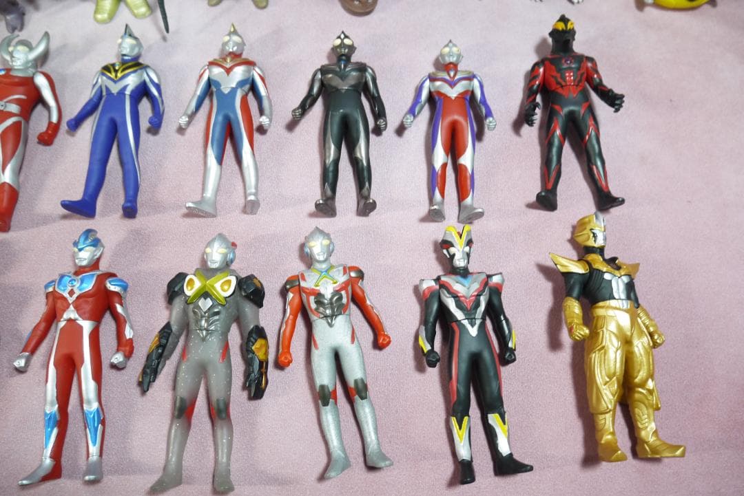 ウルトラヒーローシリーズ500　ウルトラ怪獣シリーズ500　ソフビ57体