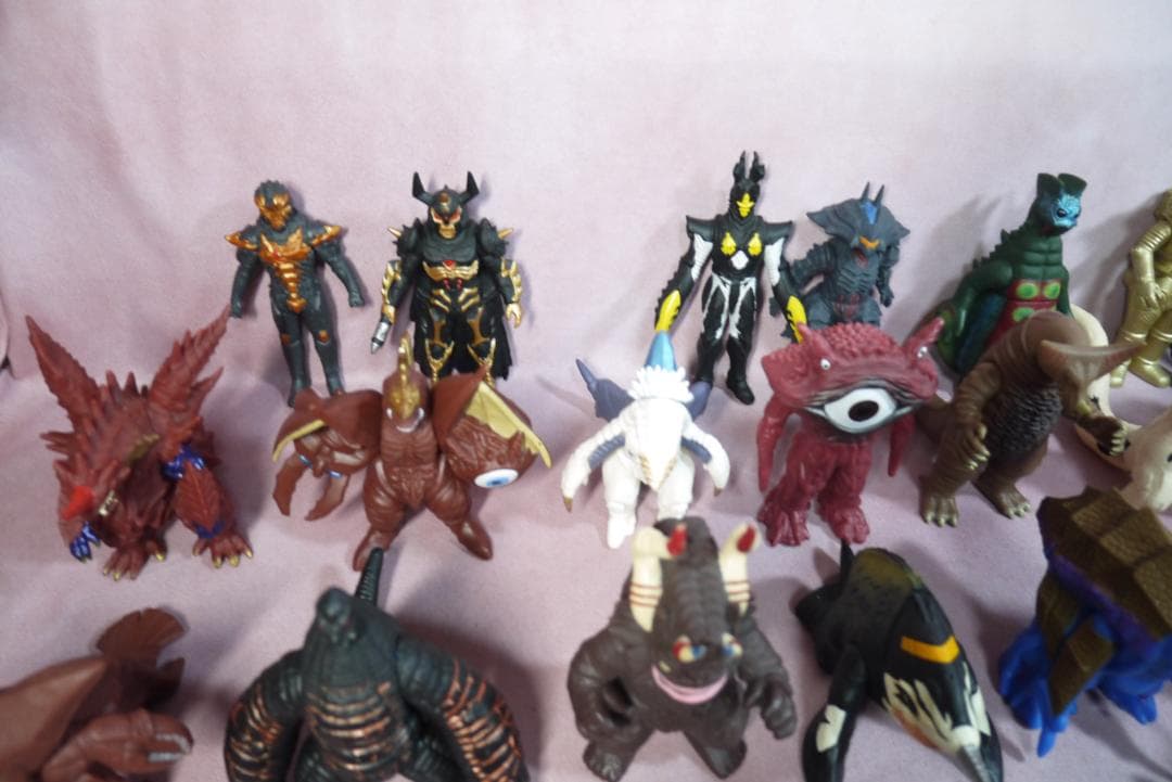 ウルトラヒーローシリーズ500　ウルトラ怪獣シリーズ500　ソフビ57体