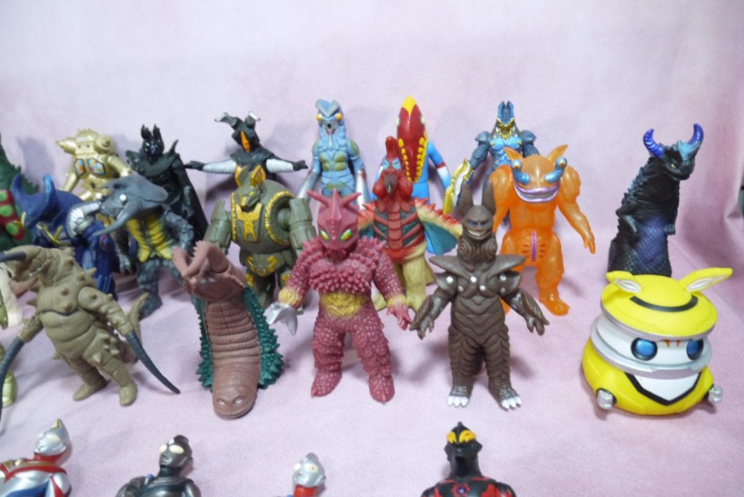 ウルトラヒーローシリーズ500　ウルトラ怪獣シリーズ500　ソフビ57体