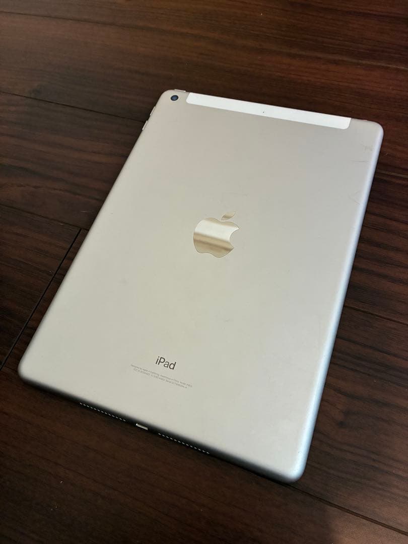 【おまけ多数】 iPad 第5世代 32GB シルバー