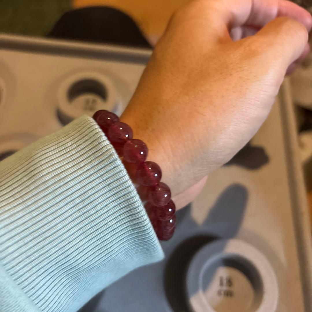 これは！めっちゃくちゃすごいストロベリークオーツ！なかなかない！