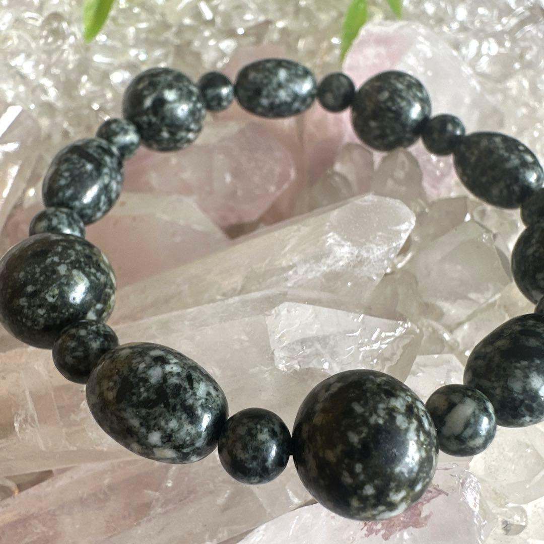 日本最高波動・遠野霊石　大珠14mm オーバルMix 高波動ブレスレット一点もの