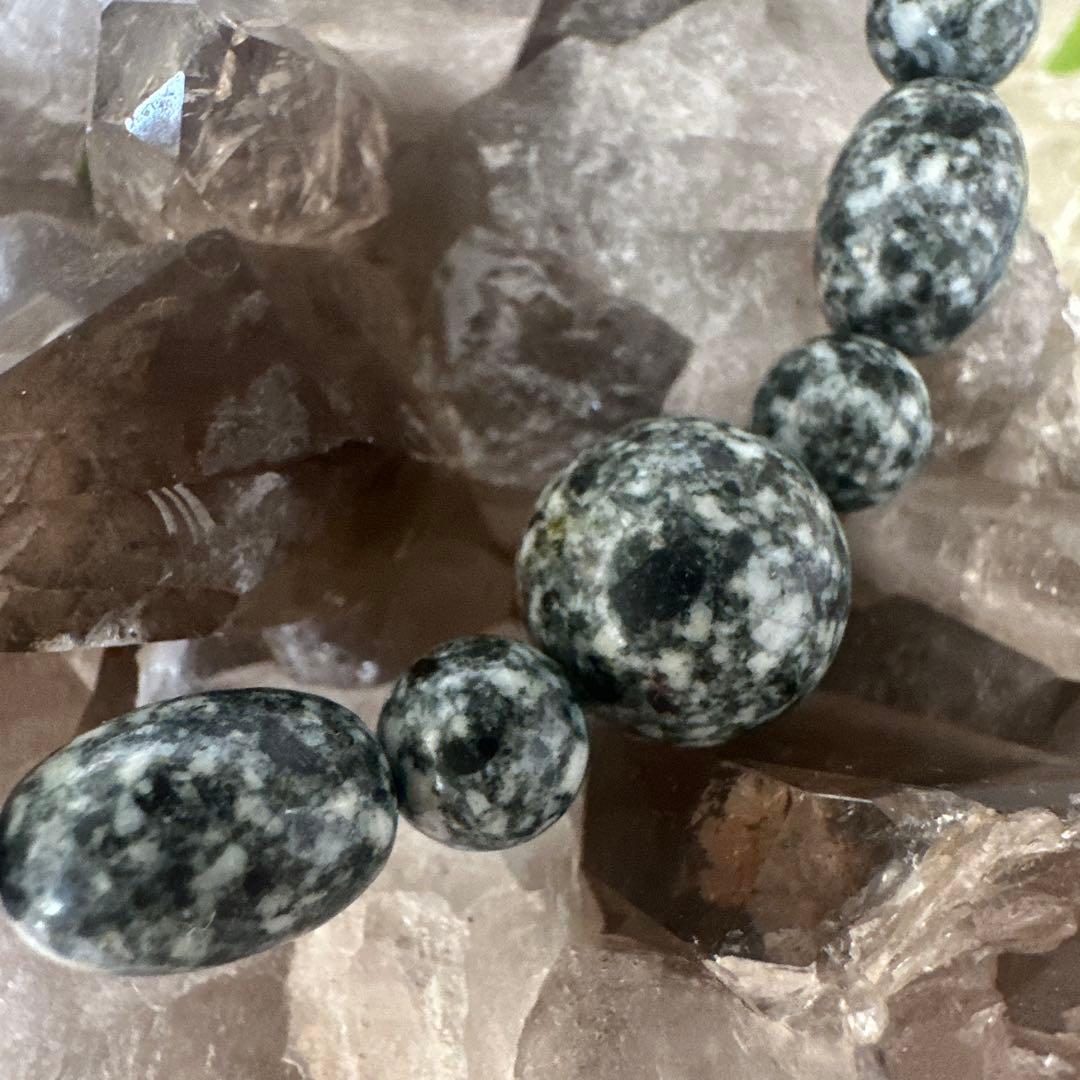 日本最高波動・遠野霊石　大珠14mm オーバルMix 高波動ブレスレット一点もの