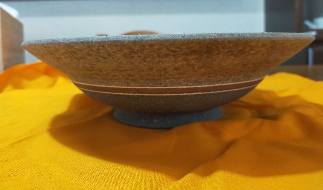 陶芸家 真山窯 西田真也作 陶器鉢  幾何学模様