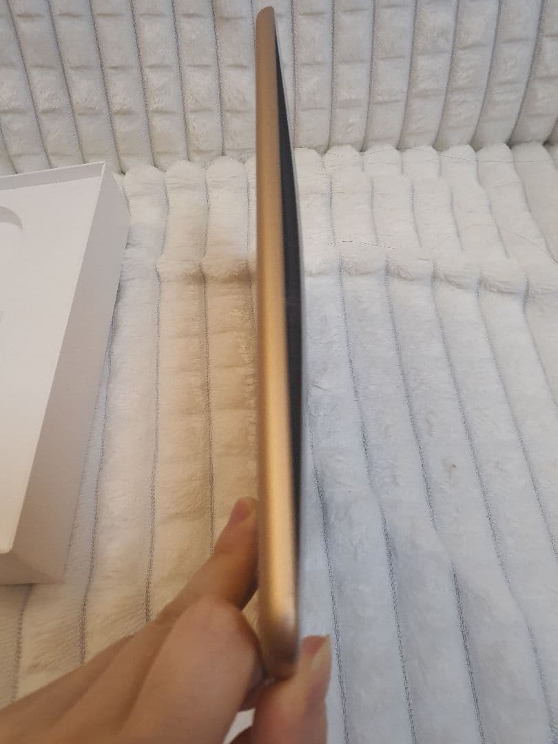 Apple iPad 第６世代 128GB ゴールド ジャンク品 アップル