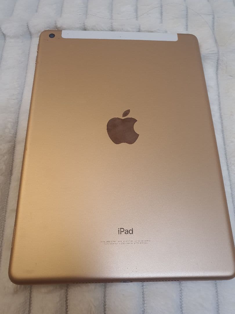 Apple iPad 第６世代 128GB ゴールド ジャンク品 アップル