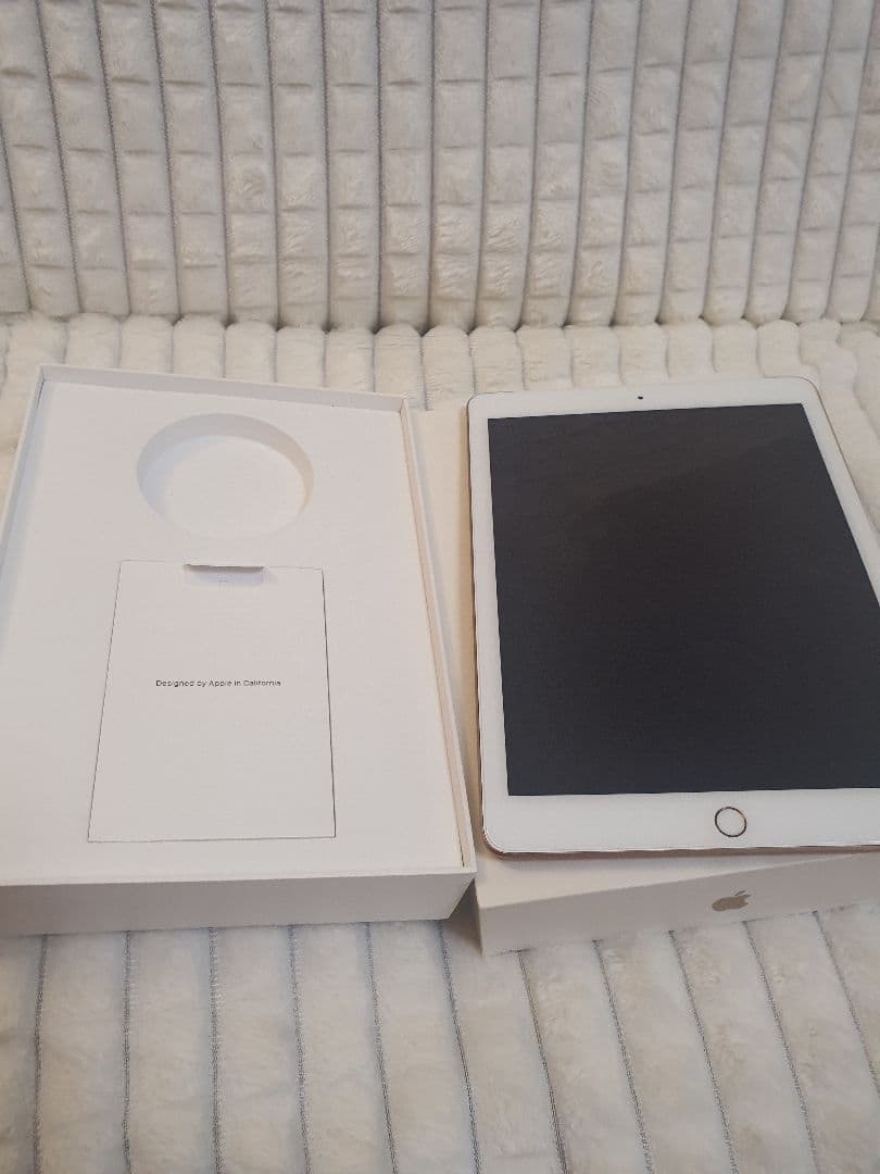 Apple iPad 第６世代 128GB ゴールド ジャンク品 アップル