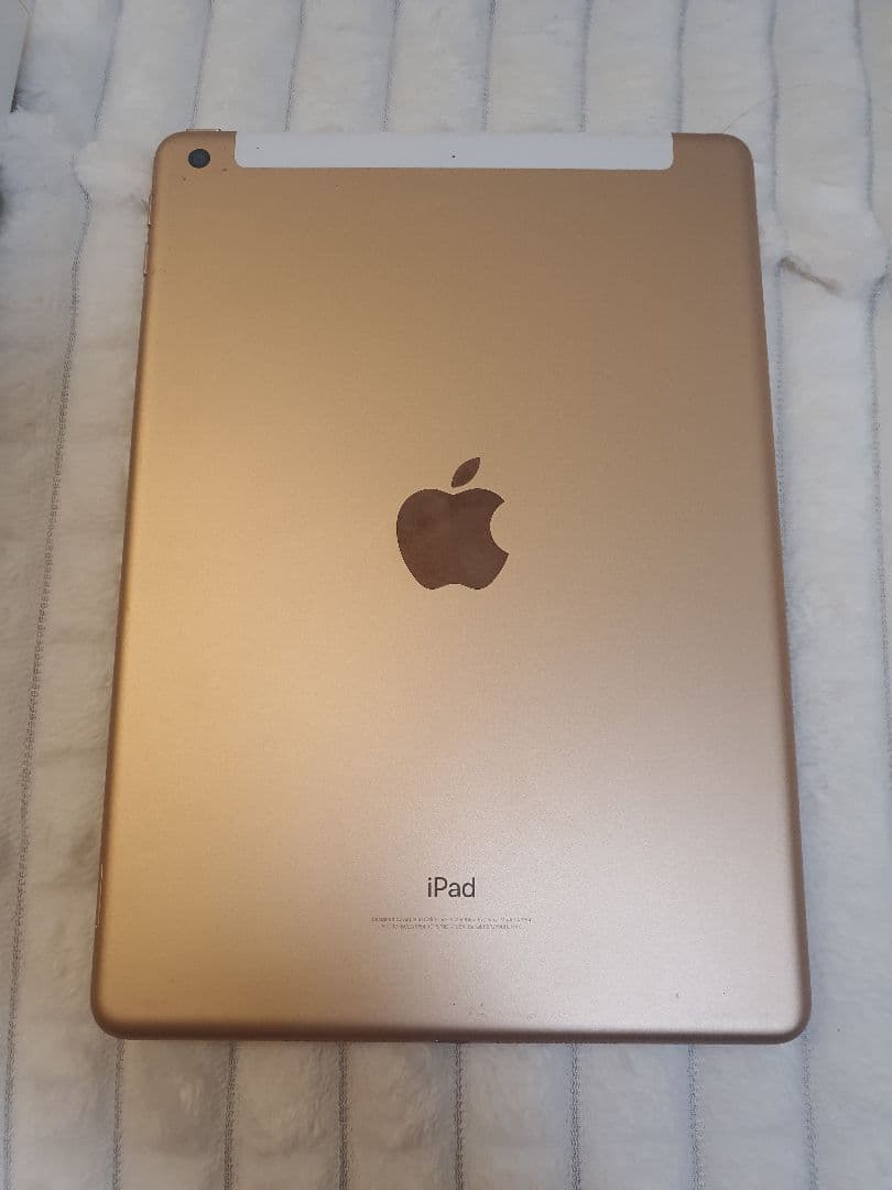 Apple iPad 第６世代 128GB ゴールド ジャンク品 アップル