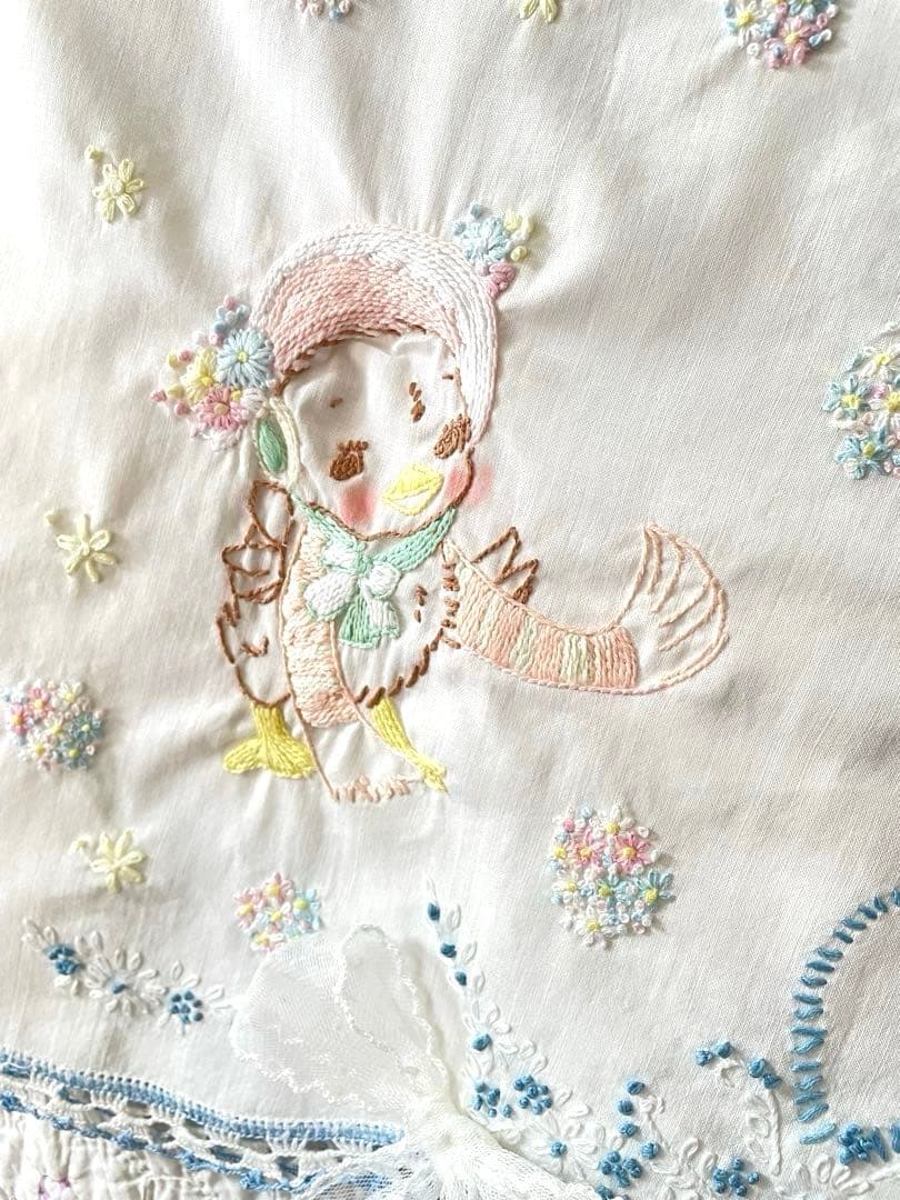 ヴィンテージクロス＆手刺繍アニマルちゃん·͜· ♡