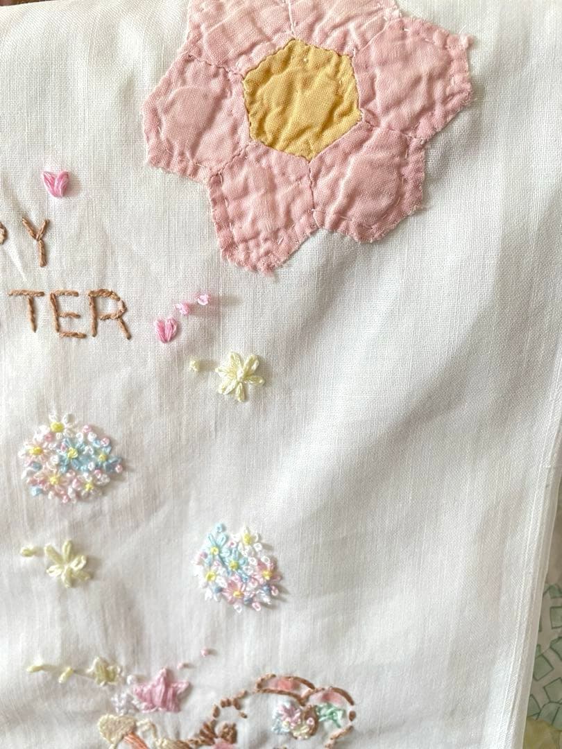 ヴィンテージクロス＆手刺繍アニマルちゃん·͜· ♡