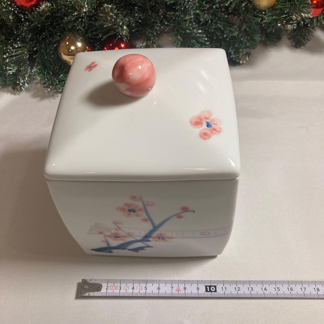 お花柄の可愛い陶器の物入れ 小物入れ