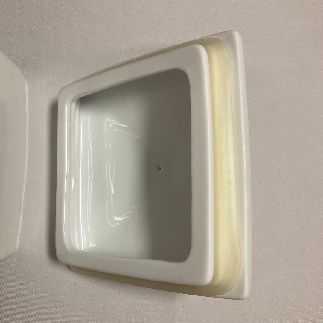 お花柄の可愛い陶器の物入れ 小物入れ