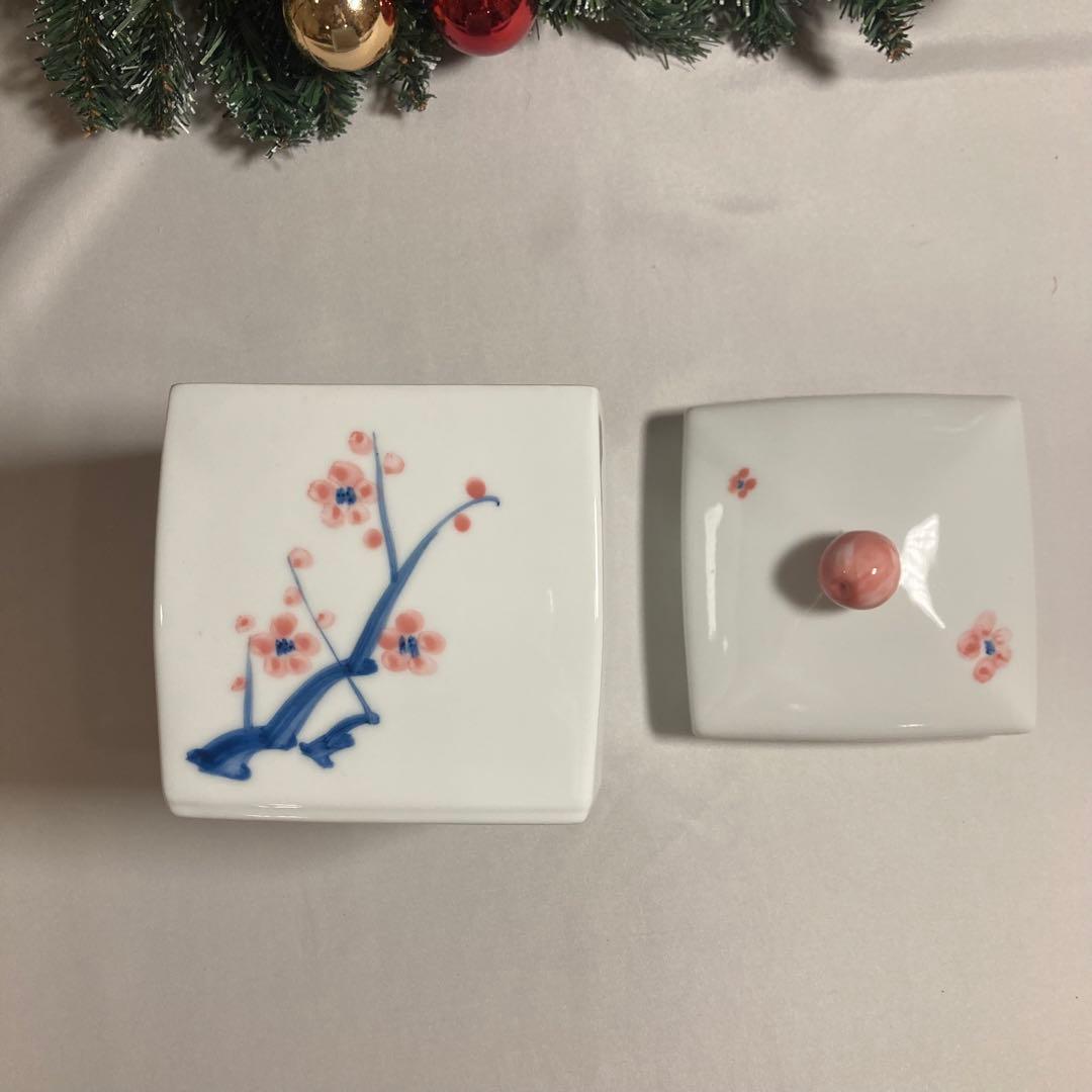 お花柄の可愛い陶器の物入れ 小物入れ