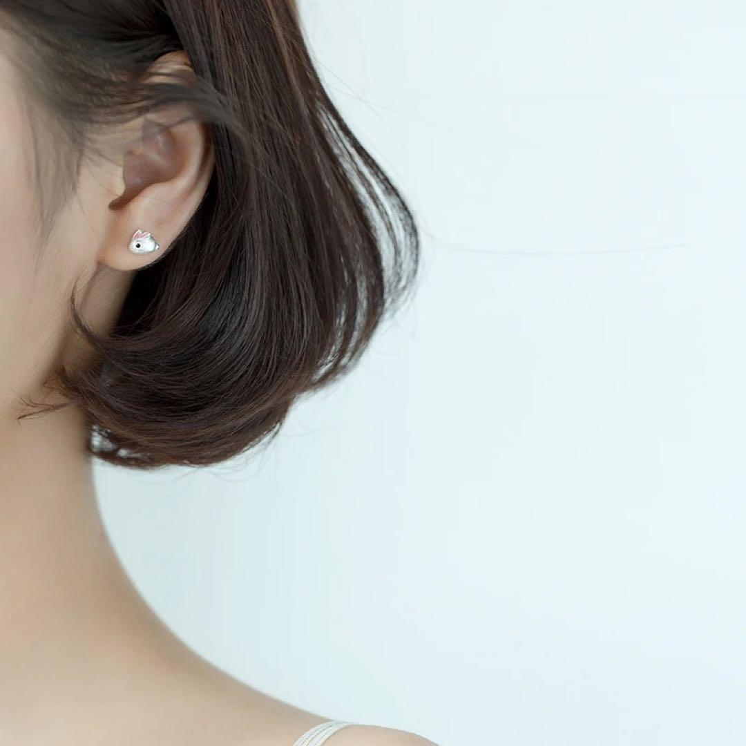 P169a【チビウサギ】ピアス　小粒　可愛い　うさぎ　アニマル　シルバー